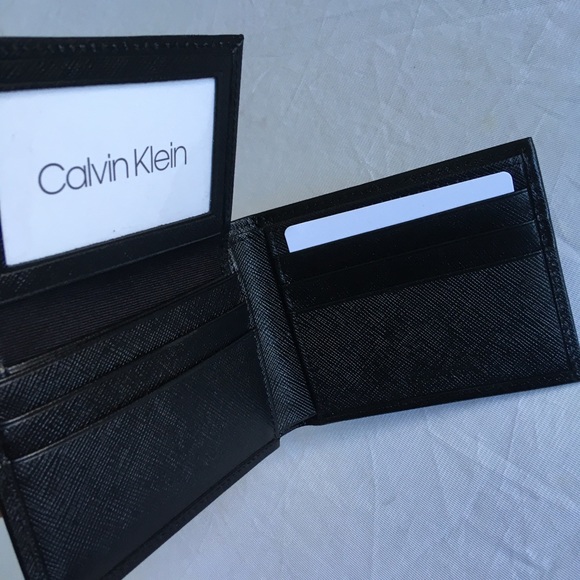 Leather wallet - Picture 3 of 8